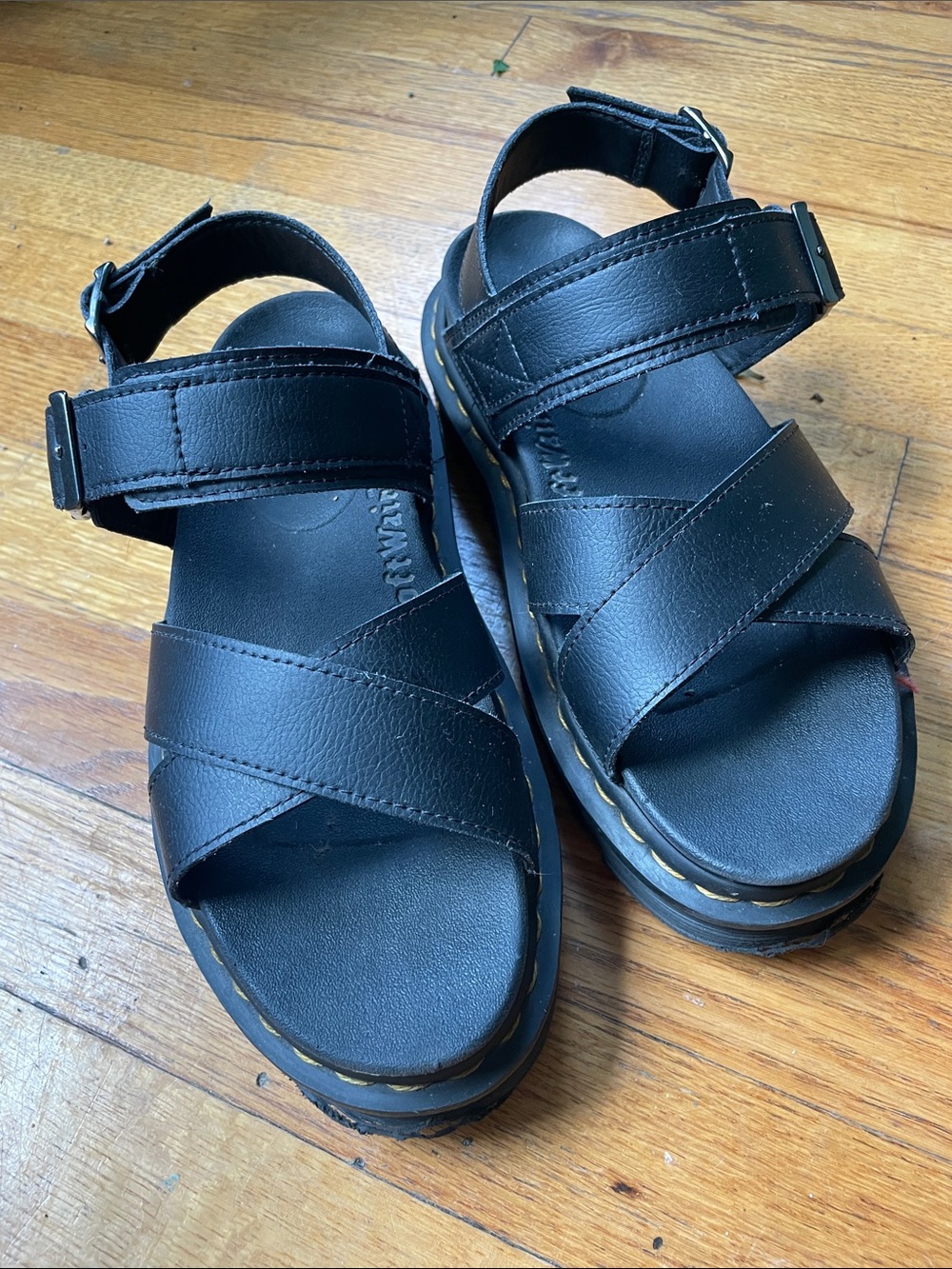 Dr. Martens Voss II Athena leather strap sandals size 7 women